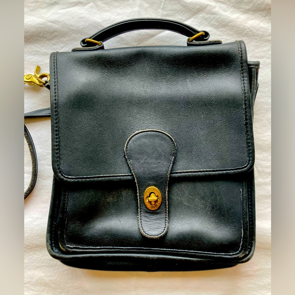 Vintage crossbody Coach Station Bag - black